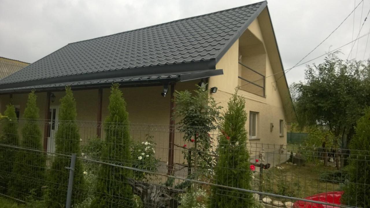 Casa Mamei Suceava Esterno foto